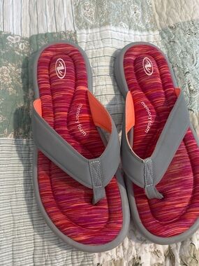 Northside Gray Strap Sandals with Pink-Red Striped Footbed